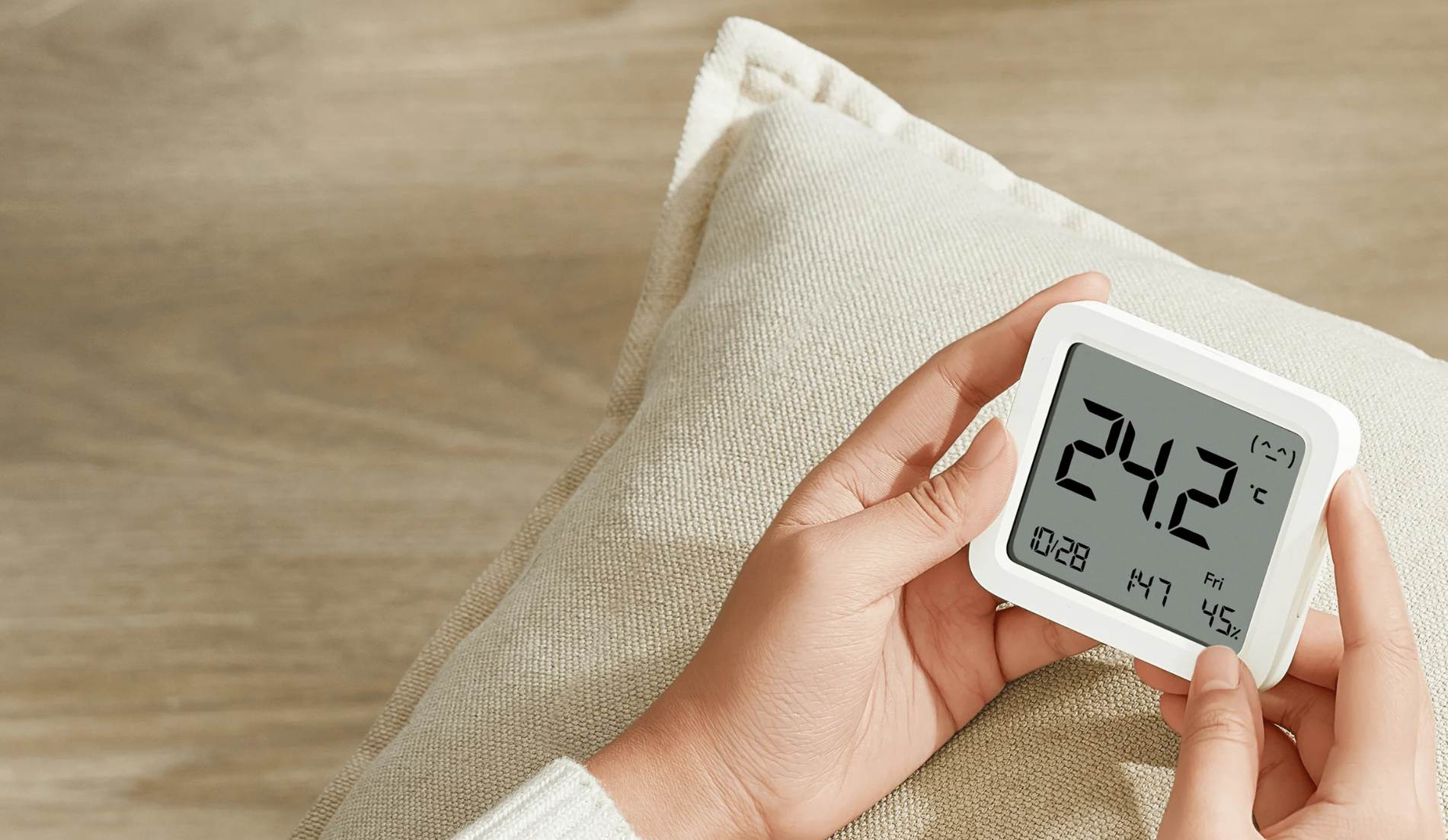 Xiaomi-Smart-Temperature-and-Humidity-Monitor-3-2