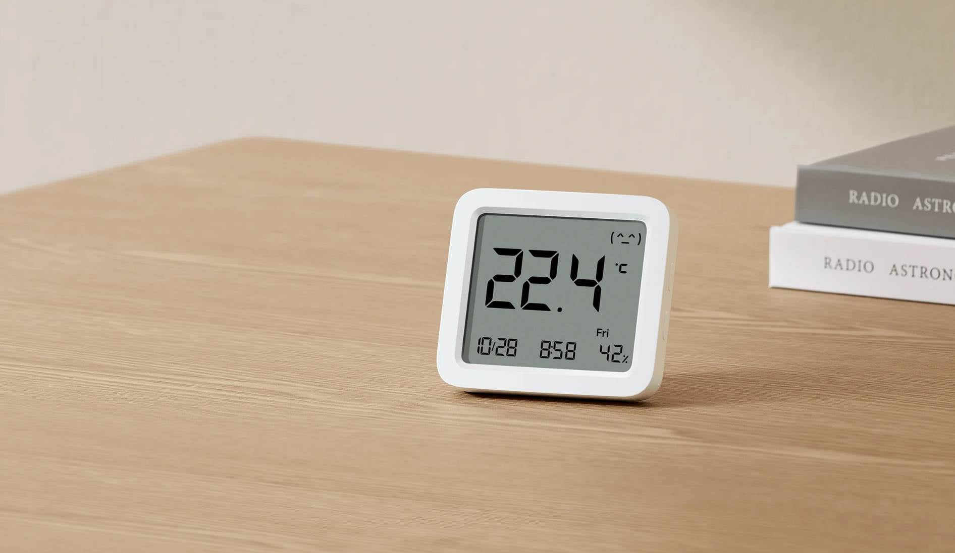 Xiaomi-Smart-Temperature-and-Humidity-Monitor-3-5